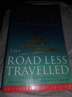 The Road Less Traveled: A New Psychology of Love, Traditional Values and Spiritual Growth - cover image