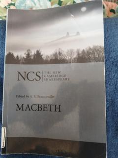 Macbeth - The New Cambridge Shakespeare  - cover image