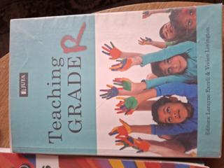 Teaching Grade R - cover image